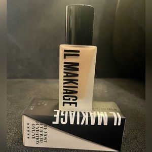 IL Makiage Woke Up Like This foundation